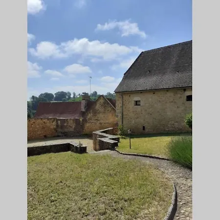 Maison Perigourdine Proche De Sarlat Ferienhaus